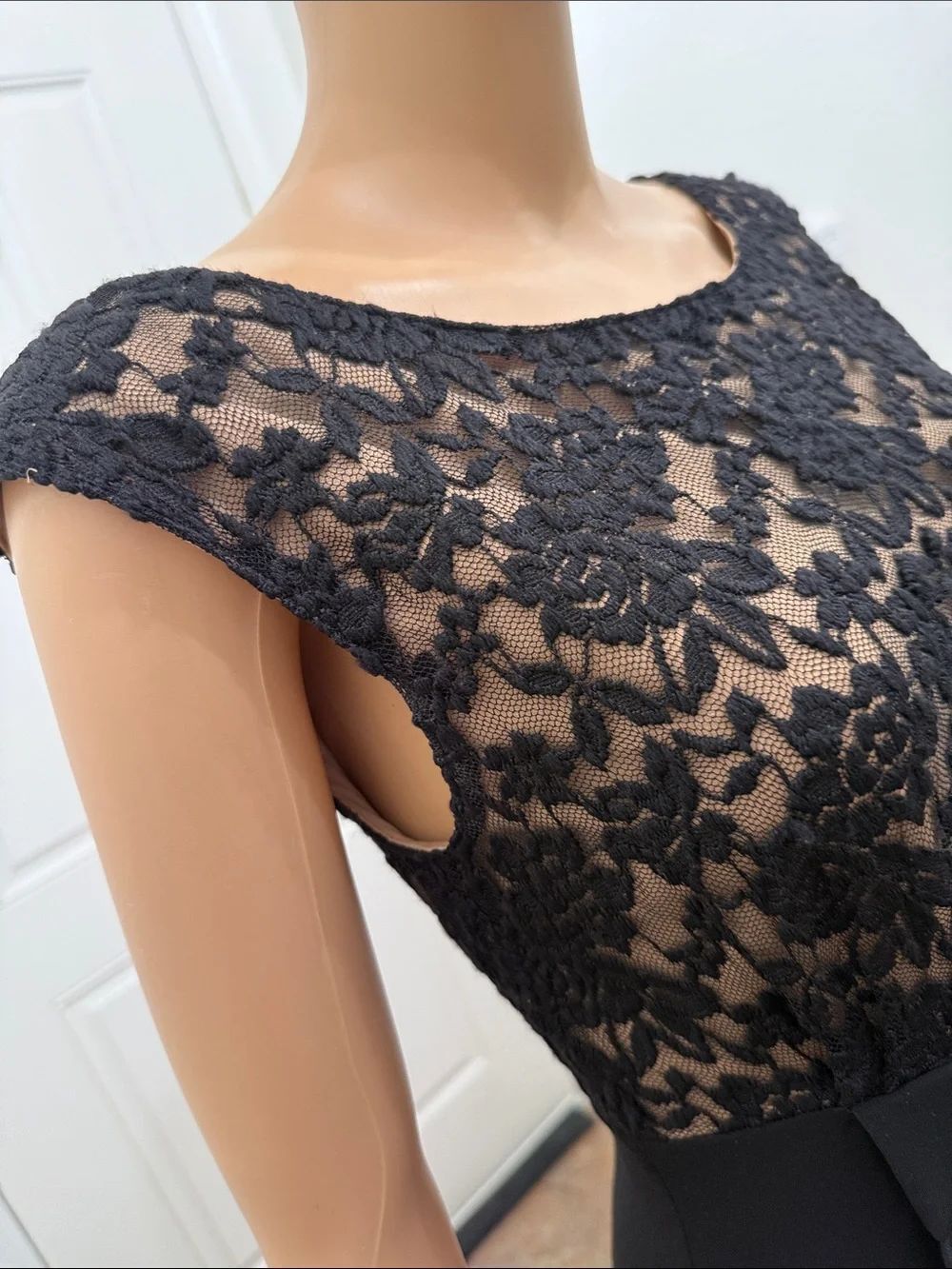 Connected Apparel Black Floral Lace Bodice Slimming Draped Waist Midi Dress Sz 6 - Picture 3 of 9